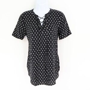 Old Navy Lace Up Blouse‎ Womens Size S Black Geometric Short Sleeves Lightweight